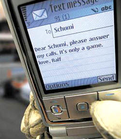 MMS و SMS در میان بزرگسالان هم محبوب می‌شود