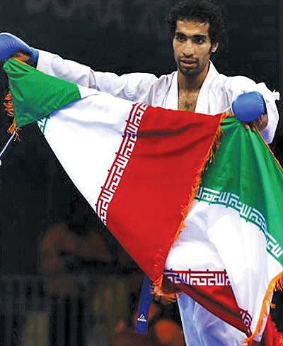 برنز حسین روحانی  در کاراته جهانی