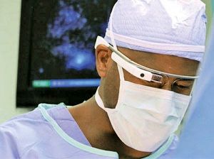 جراحی قلب با عینک گوگل برای نخستین بار