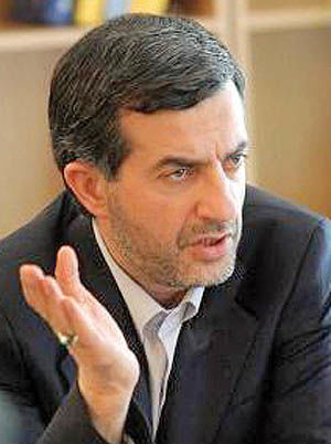 مشایی: ملت ایران بزرگ‌تر از آن است که من کاندیدای ریاست‌جمهوری‌اش باشم