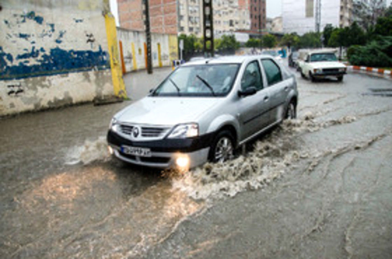 هشدار؛ سامانه بارشی شدید وارد می‌شود / آماده‌باش کامل دستگاه‌های امدادی و خدمات‌رسان