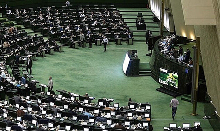  جلسات علنی مجلس چه زمانی تشکیل می‌شود؟