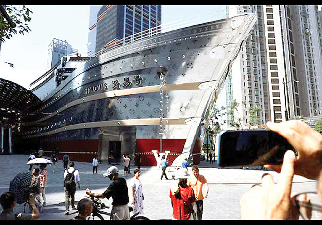 رقابت برندهای لوکس در چین برای جذب ثروتمندان