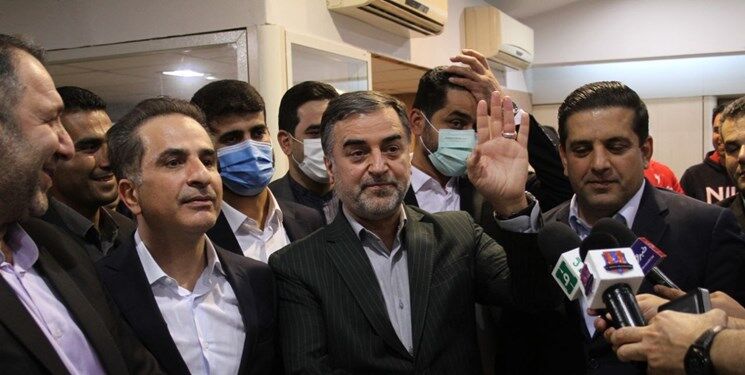 جو زدگی استاندار مازندران/ حضور حسینی‌پور در رختکن نساجی