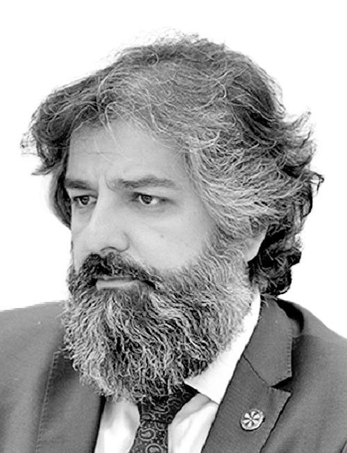 از نااطمینانی تا احتکار