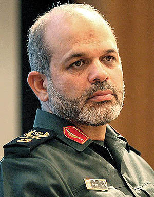 وزیر دفاع: آل‌سعود در حد مقابله نظامی با ایران نیست