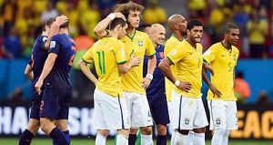 عذرخواهی بازیکنان برزیل از هواداران