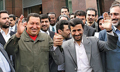 آرزوی موفقیت چاوز برای احمدی‌نژاد