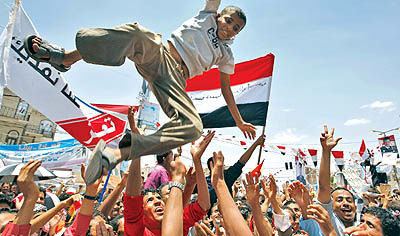 جشن و پایکوبی در یمن به دنبال خروج دیکتاتور