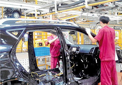 سود خودروسازان چینی در معرض تهدید