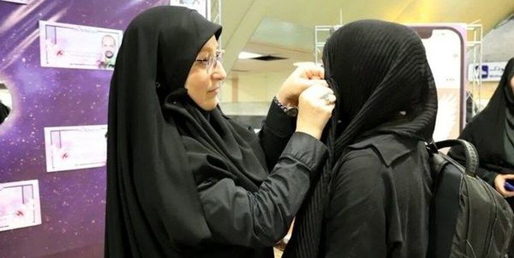 فرض کنیم مردم را مجبور به رعایت حجاب کردید؛ مردم مسلمان‌تر می‌شوند؟ 