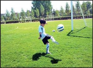 اعجوبه 9 ساله فوتبال اردبیل را   بیشتر بشناسید