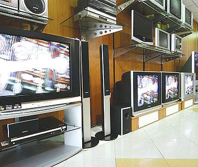 قیمت انواع تلویزیون‌های LCD و پلاسما در بازار ثابت بوده است