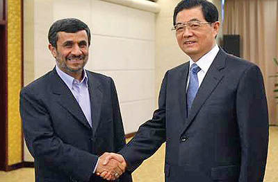 دیدار احمدی‌نژاد با روسای‌جمهور چین و قزاقستان