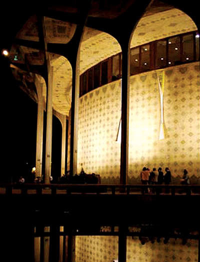 سالن‌های تئاتر شهر 8 شهریور تعطیل است