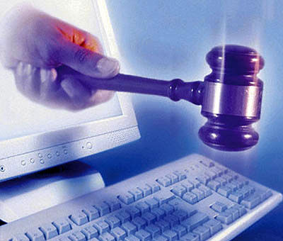 تامین حقوق کاربران با قانون جرایم رایانه‌ای
