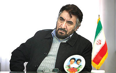 هنرمندان سینما مخالف احمدی‌نژاد بودند، می‌خواهند از من انتقام بگیرند