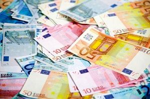 چرا یورو تقویت شده است؟