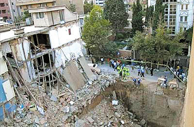 2 حادثه ساختمانی در تهران
