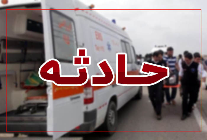 تصادف اتوبوس و کامیون در مهریز یزد / 15 نفر زخمی شدند