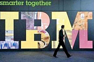افت درآمد برای IBM