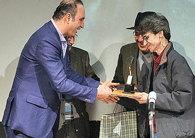 مهر تایید منتقدان بر «برف روی کاج‌ها »