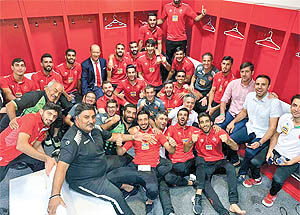 خودش پولدار بود، احترام می‌خواست