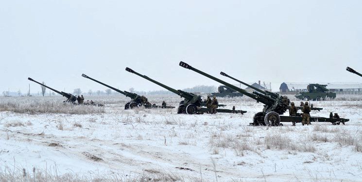 برنامه آمریکا و انگلیس برای ارسال توپخانه‌های بیشتر به اوکراین