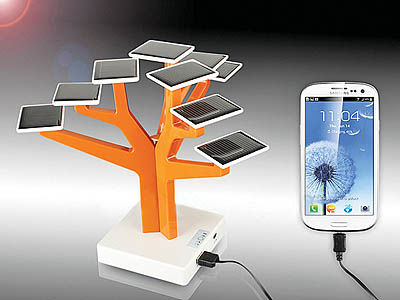 درخت خورشیدی برای شارژ محصولات دیجیتال