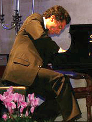 پیانیست ایرانی، برنده نوازندگی در ایتالیا