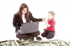 7 توصیه مالی برای مادران خوداشتغال