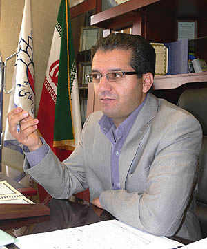 تجلیل از خانواده‌های شهدا، از وظایف شوراهاست