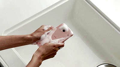 توسعه نسل جدید گوشی‏های قابل شست‏وشو