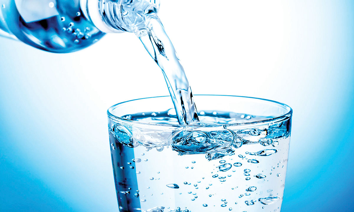 تاثیر قابل‌توجه نوشیدن آب بر سلامت جسمانی