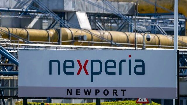 جنگ لفظی چین و هلند بر سر بحران تراشه / تولید جهانی خودرو در خطر است