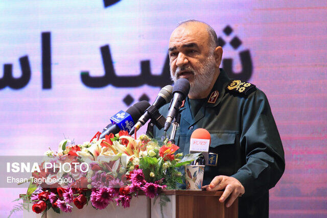 سردار سلامی: دشمنان‌ عظمت ایران را ستایش می‌کنند