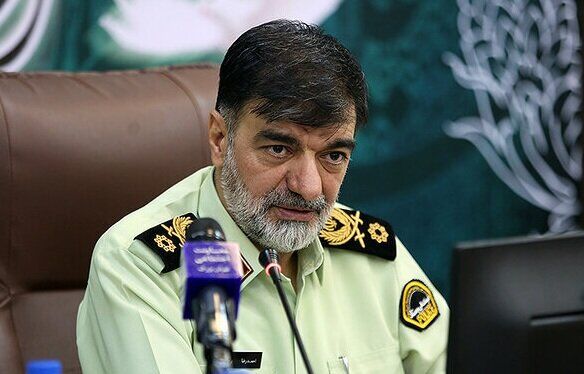 فرمانده کل انتظامی هشدار جدی داد/ در مقابله با هنجارشکنان کوتاه نمی‌آییم