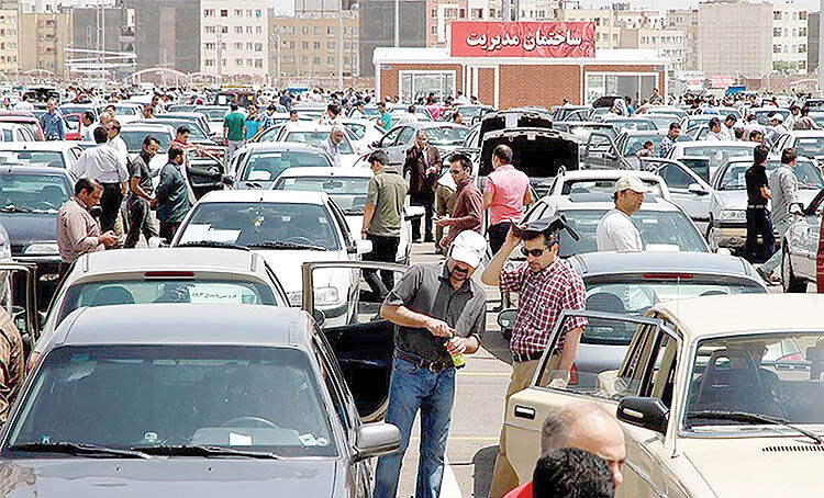 هجوم عیدانه  به بازار کارکرده‌ها