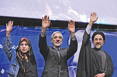 خاتمی در کمپین میرحسین