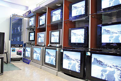 کاهش دو و نیم‌میلیون کیلویی حجم واردات انواع تلویزیون