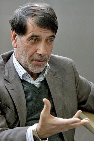 باهنر: قطب‌بندی احمدی‌نژاد-هاشمی دیگر جواب نمی‌دهد