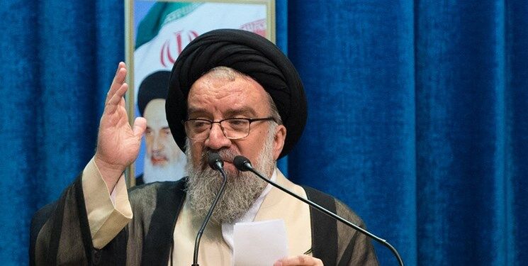 خاتمی: نفوذی‌ها در بین شما تنفس می‌کنند/ احساس خطرنکردن ساده‌لوحی است!