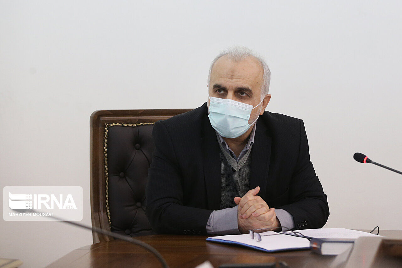 دژپسند: حتی یک ریال از بانک مرکزی استقراض نشد