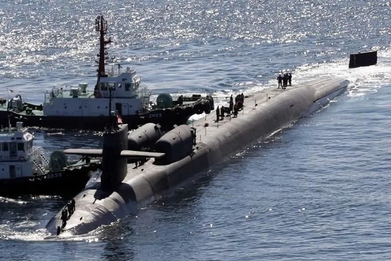 زیردریایی اتمی آمریکا وارد بندر بوسان کره جنوبی شد