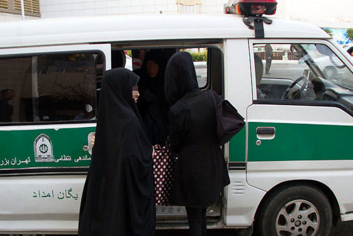 انتقاد از طرح محرومیت زنان بدحجاب از خدمات عمومی/ همان گشت ارشاد بهتر است