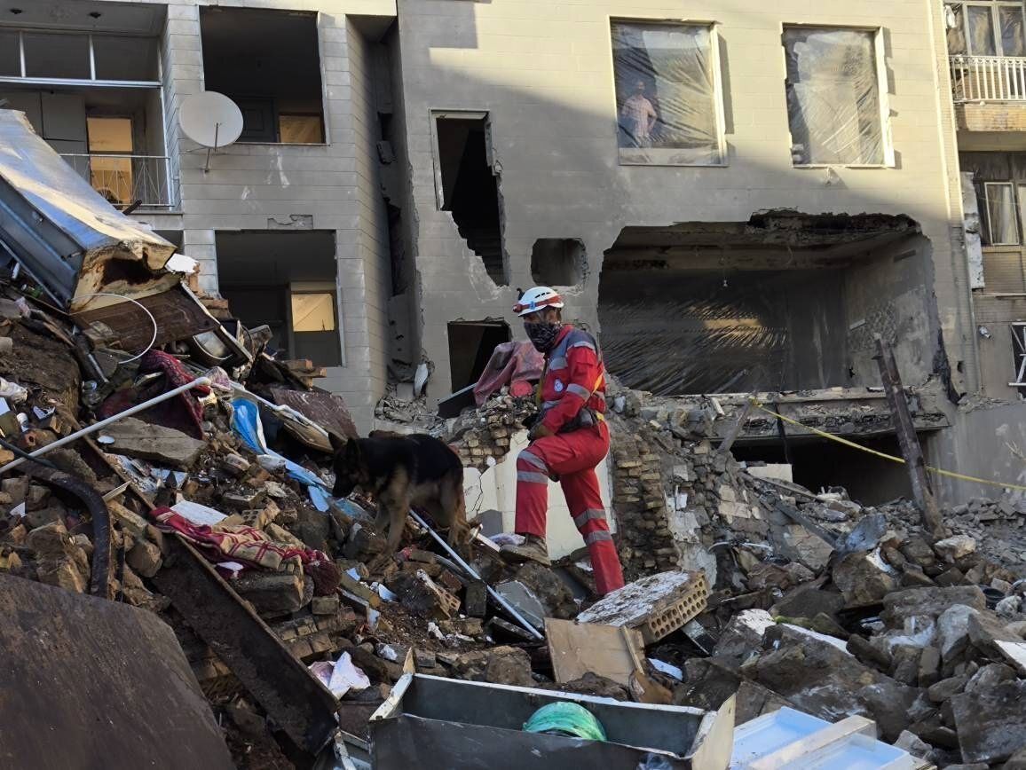 روایت بی‌واسطه از امدادرسانی در جنگ/ «بسیاری از ساکنان بعد از حادثه می‌گفتند ای کاش این توصیه ساده را جدی گرفته بودند»