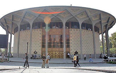 صبری، کیانی، تهرانی و پشت‌کوهی به تئاتر شهر رسیدند