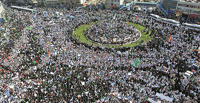اعتراض میلیونی ایرانیان به هتک حرمت قرآن
