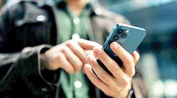 چرخه تعویض تلفن همراه در بازار ایران به چند سال رسیده است؟