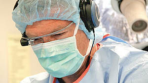 نخستین جراحی پخش زنده با استفاده از عینک گوگل
